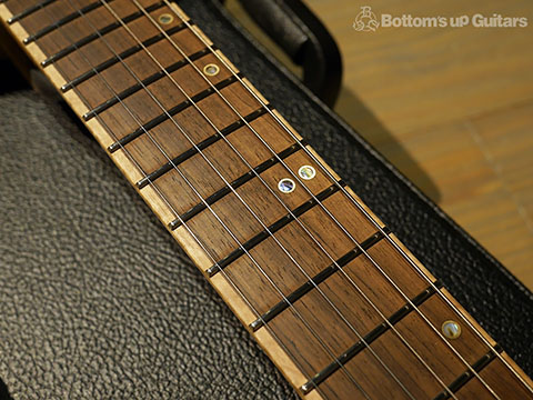 V5 Diamond Quilt -Reptile- Black Korina Back & Neck / Brazilian Rosewood FB