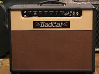 Bad Cat Amp Cub2 15 R （キャブ２　リバーブ）　クラスＡ回路　ポイントトゥポイント　ハンドワイアード　バッドキャット　正規輸入品