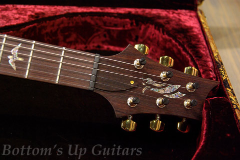 PRS Modern Eagle II ポールリードスミス モダンイーグル ２ / ワンピースPrivate Stock Grade Hard Maple Top 仕様 Yellow Tiger Gloss Lacquer finish 新品同様USED！