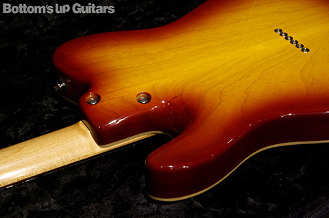 Tom Anderson Guitarworks Hollow T Classic - Dark Cherry Burst -