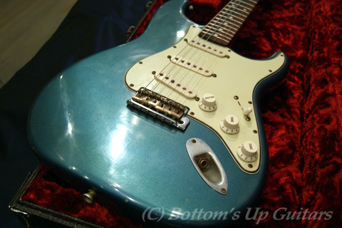 RS Guitar Works "Old Friend" series Contour Greenguard Aged Lake Placid Blue over Daphne Blue