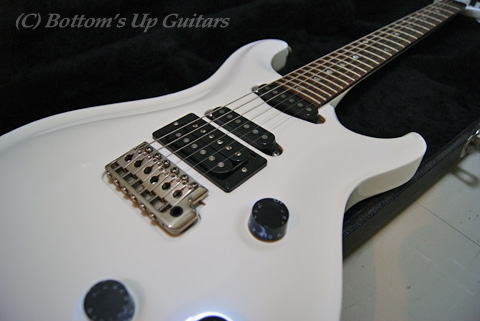 Paul Reed Smith(PRS) '93 Studio (S-S-H Tremup Route) -Pearl White-