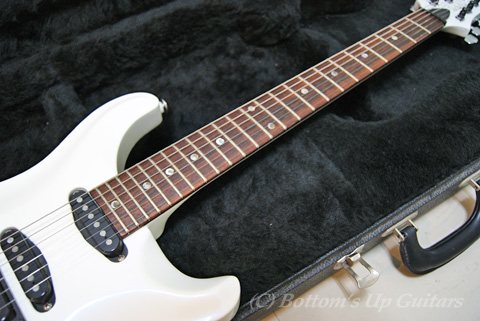 Paul Reed Smith(PRS) '93 Studio (S-S-H Tremup Route) -Pearl White-