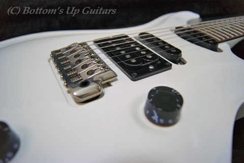 Paul Reed Smith(PRS) '93 Studio (S-S-H Tremup Route) -Pearl White-