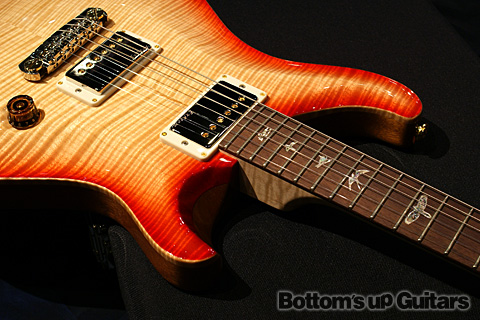 PRS現地選定品！ 希少モデル P22 2012 Experience Limited Artist Package -Cherry Vanilla Burst-