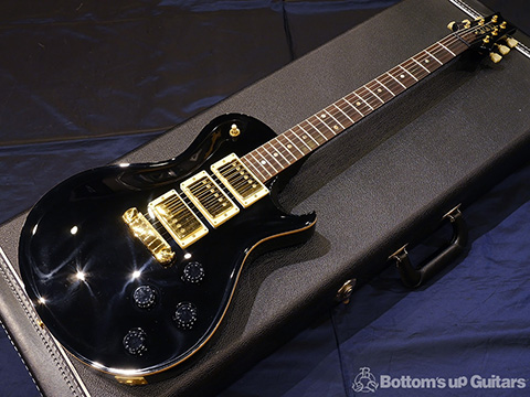 Paul Reed Smith Guitars Singlecut GPG 2000 Limited 2 of 20.
Black Finish SC 3 humbuckers.