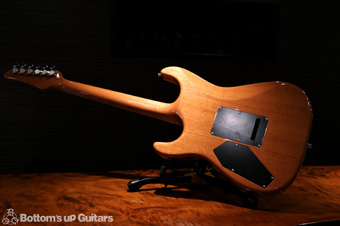 Combat Guitars オーダー ST WARM Custom 厳選 AAAAAキルトメイプル 特注の新色 Sea Breeze Gradation Maple Honduras Mahogany Neck Body