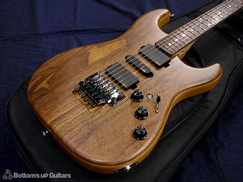 Freedom Custom Guitar Research FCGR Freedom Custom Guitar Research （FCGR）[Guitar Of The Month] ST Walnut With FRT&EMG フリーダム 深野真