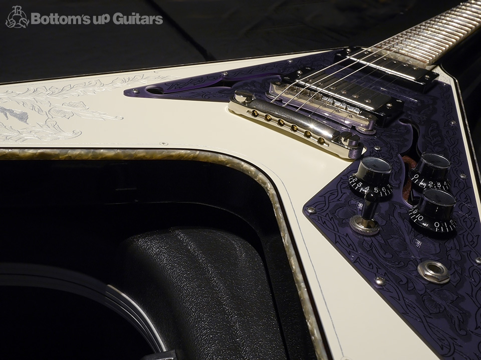 IHush Guitars GIPSY V - Pearl White top / Black burst back