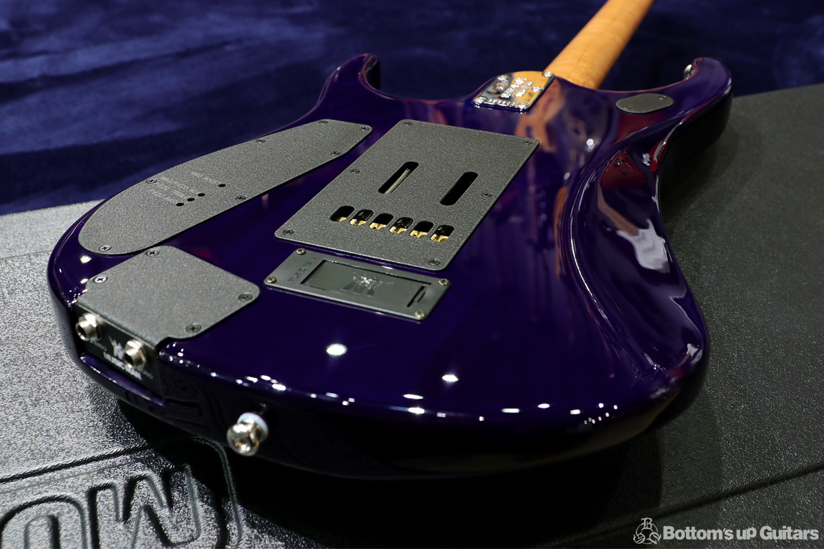 MUSIC MAN {BUG}【限定生産 / ワンオーナー美品!】 BFR JP15 Limited Edition John Petrucci 直筆サイン入り!