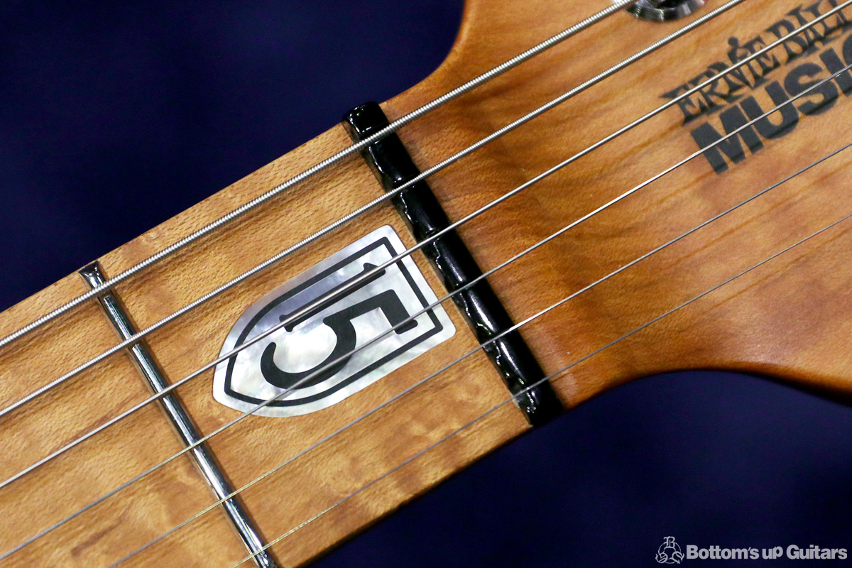 MUSIC MAN {BUG}【限定生産 / ワンオーナー美品!】 BFR JP15 Limited Edition John Petrucci 直筆サイン入り!