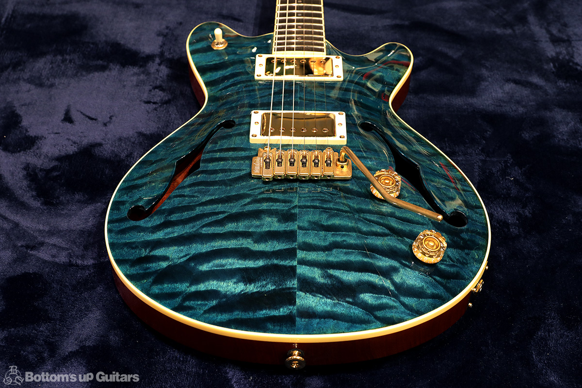 T's Guitars {BUG} Custom Made Arc Hollow Quilt 《Archback》 - Black Slate - 【アーチバックの初期モノ!】